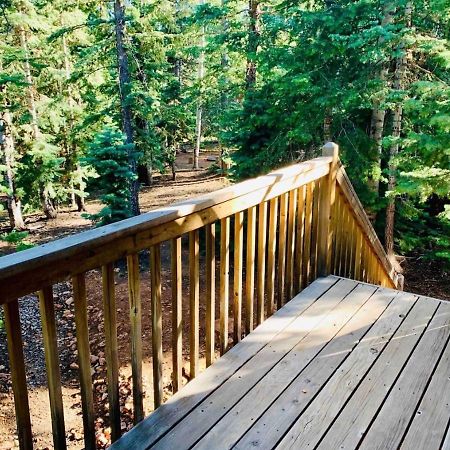Adventure Awaits 3King Bed,2Bath Log Cabin In Heart Of Duck Creek Village! Luaran gambar