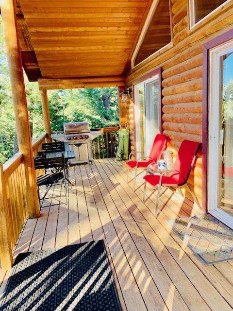 Adventure Awaits 3King Bed,2Bath Log Cabin In Heart Of Duck Creek Village! Luaran gambar